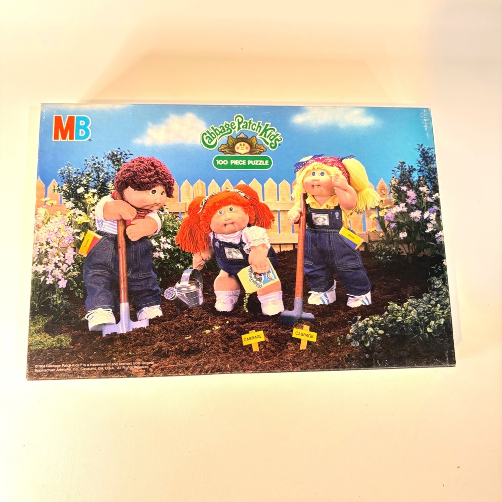 Vintage 1984 Cabbage Patch Kids Milton Bradley 100 Piece Puzzle 4476-1 Gardening